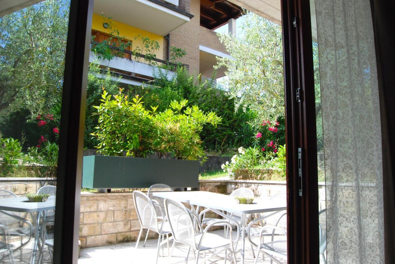 Case Vacanza Le Vele Desenzano del Garda Exterior photo